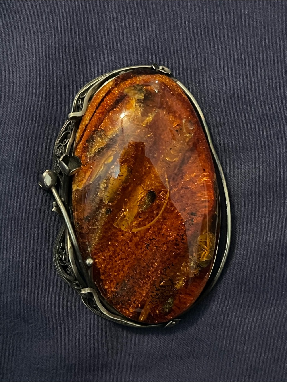 Sterling Silver Vintage Deep Honey Amber Brooch with Floral Filigree Setting - Picture 2 of 6